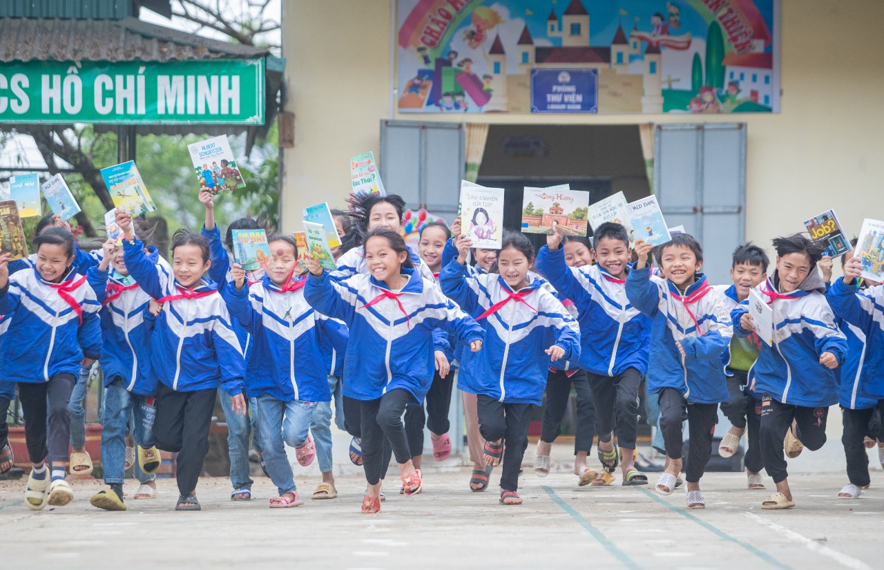 Thư viện thân thiện xây dựng thói quen đọc sách cho học sinh vùng cao Trường PTDTBT-Tiểu học Xam Măn